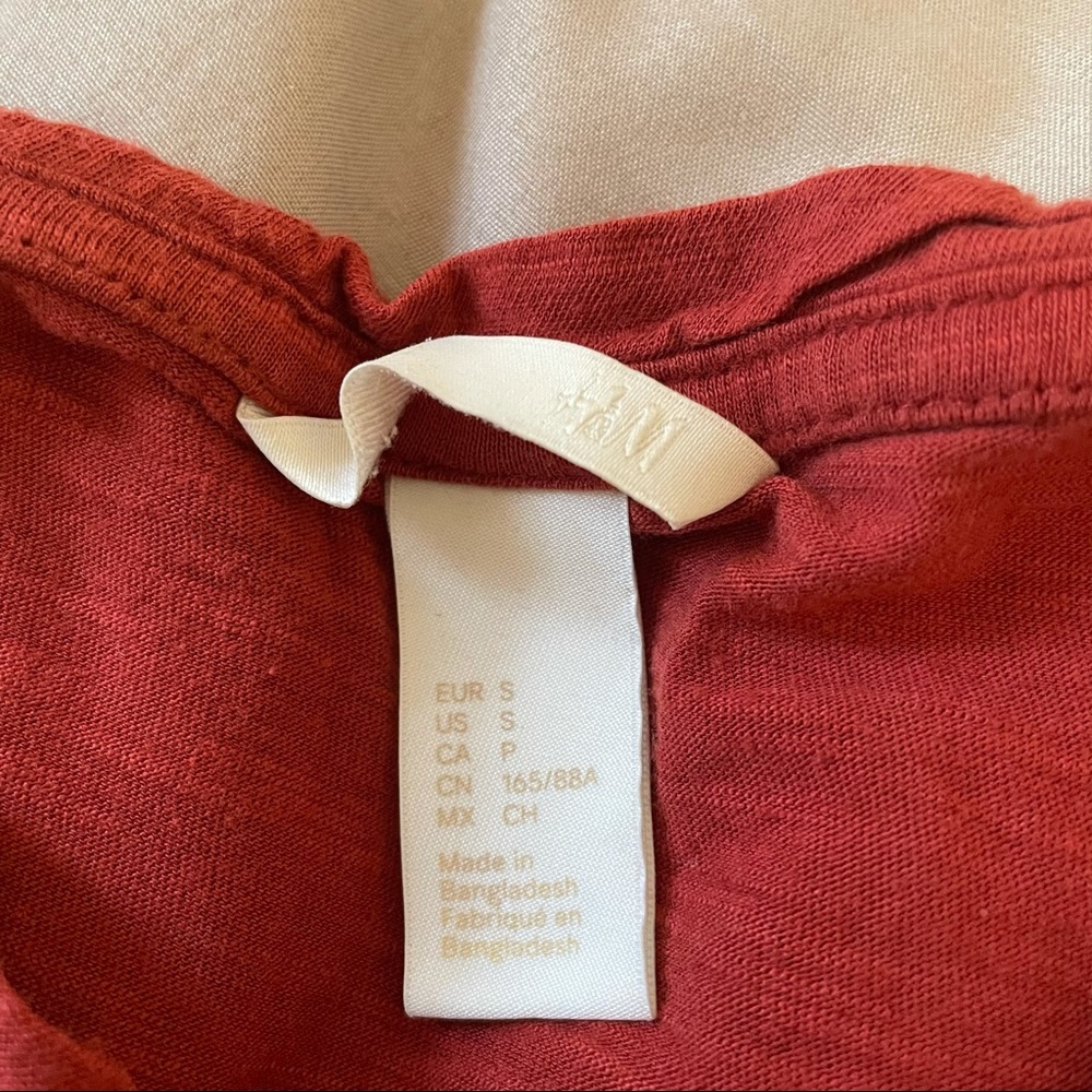 H&M Top - Picture 3 of 4